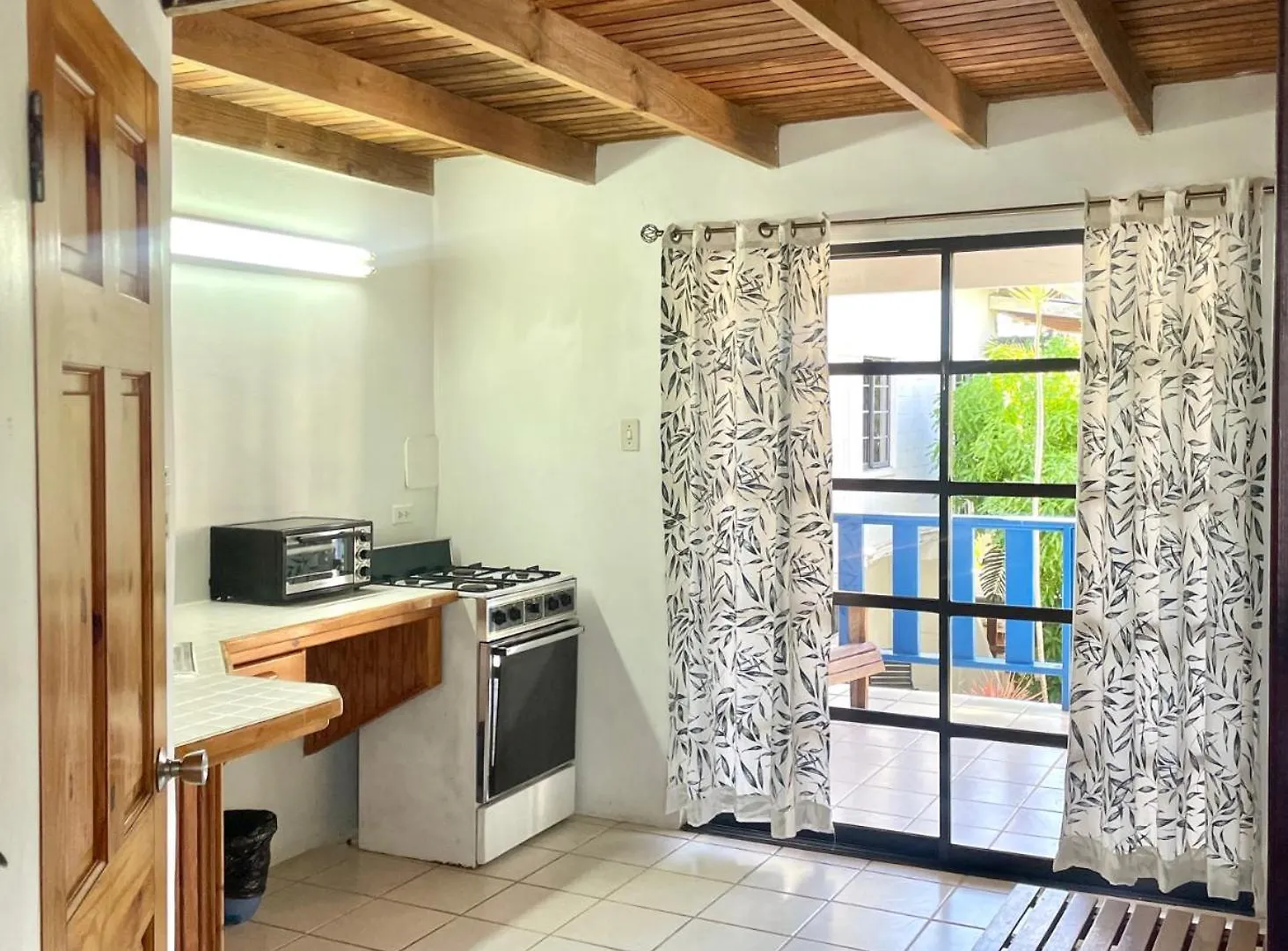 Aparthotel Bananaquit Tobago -Stay Near The Beach Crown Point