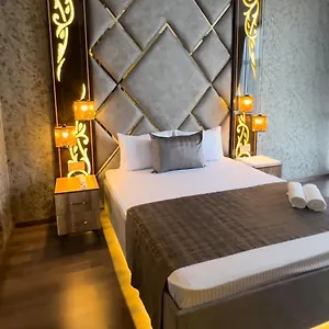 https://city-inn-boutique-hotel.aboutbakuhotels.com