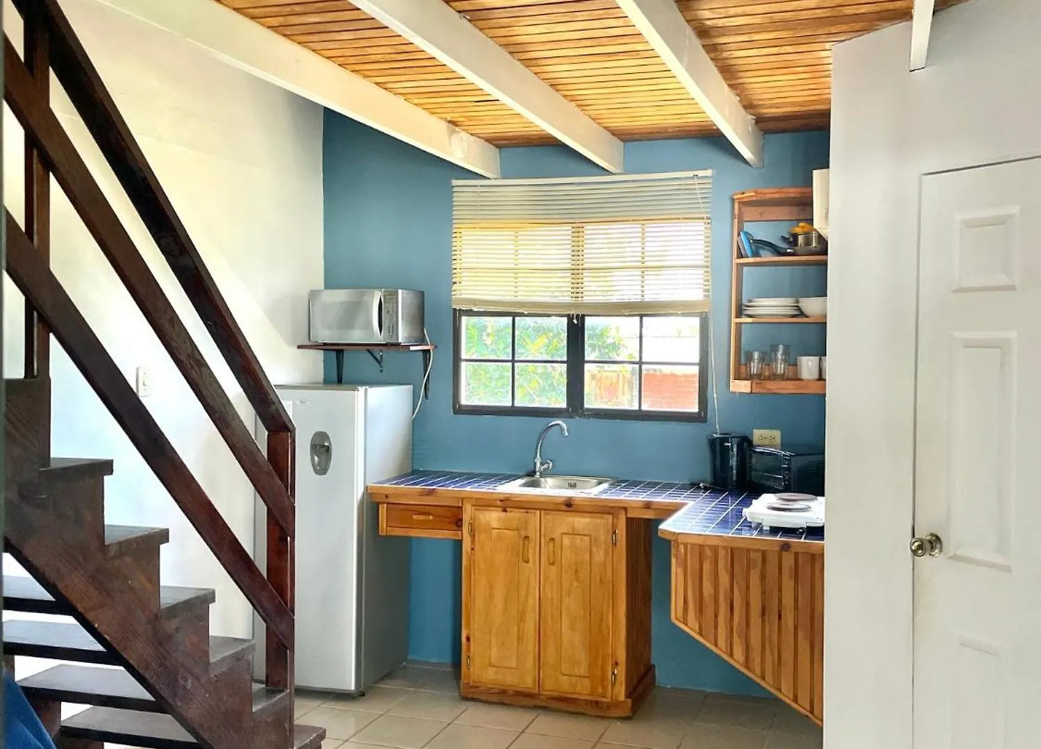 Bananaquit Tobago -Stay Near The Beach Crown Point